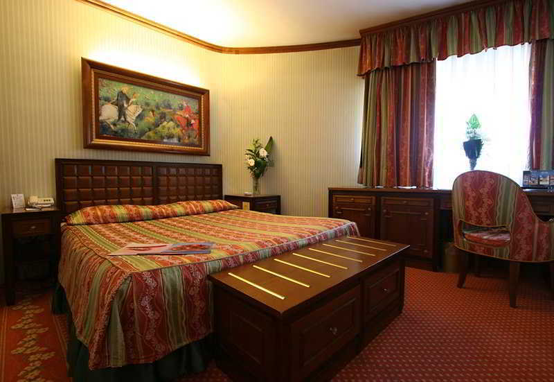 Grand Hotel 4*